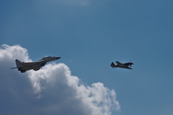 It is not a generation's gap, but a generational succession (MiG-3 and MiG-35).<br><small>Zhukovsky, Moscow Oblast, Russia</small><br><small>August 30, 2015</small>